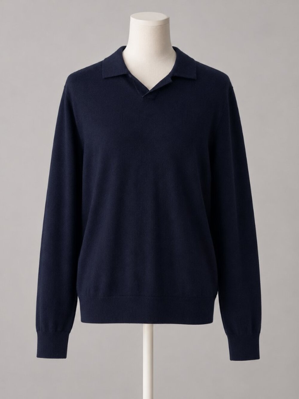 Vince 100% Wool Collared V-Neck Sweater Lightweight Navy Blue Size Medium Preppy